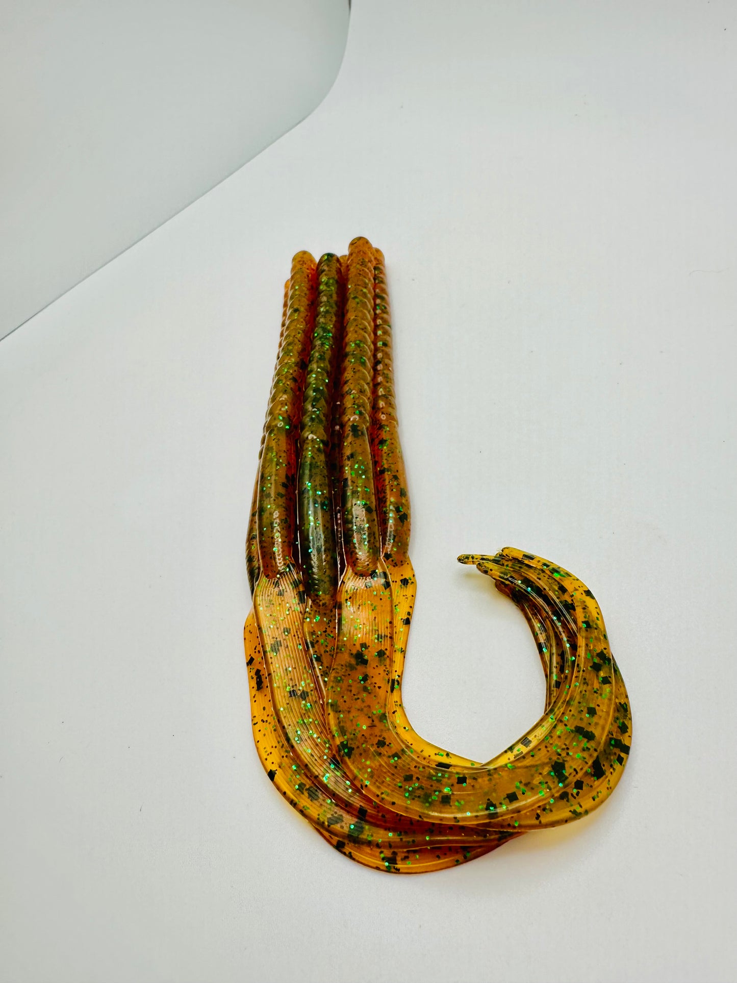 10.5” Ribbon Tails